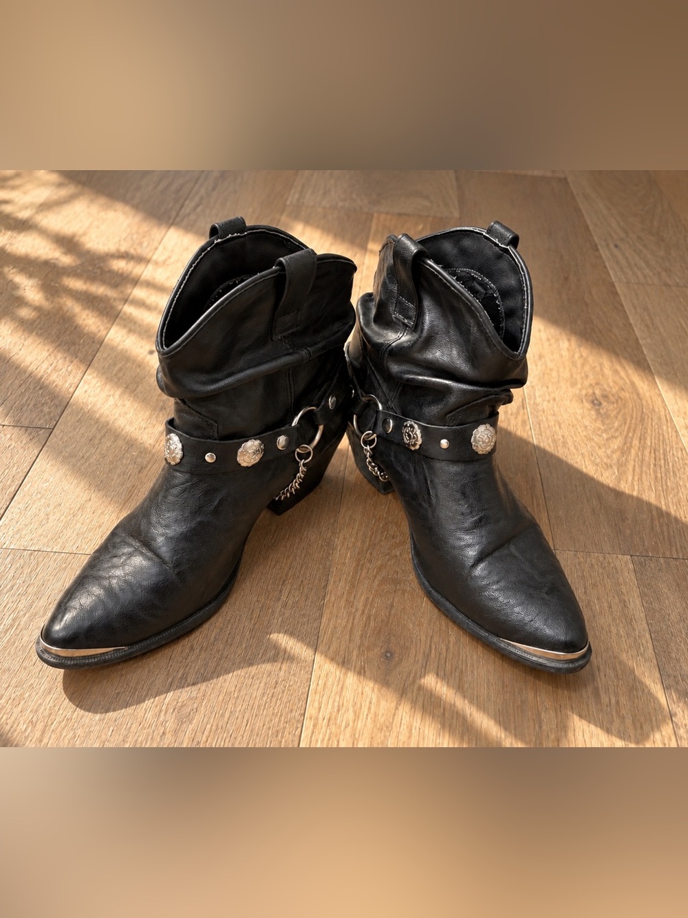 Dingo Olivia Black Vegan Leather Slouch Concho Harness Western Boots Size 6